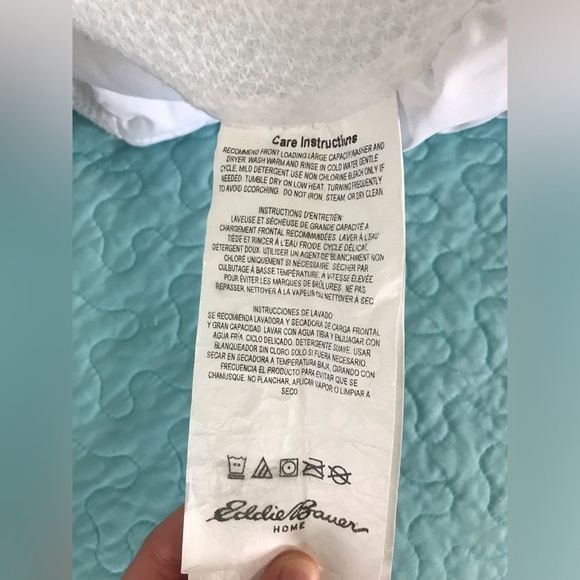 Eddie Bauer Twin XL Mattress Pad - Picture 6 of 7